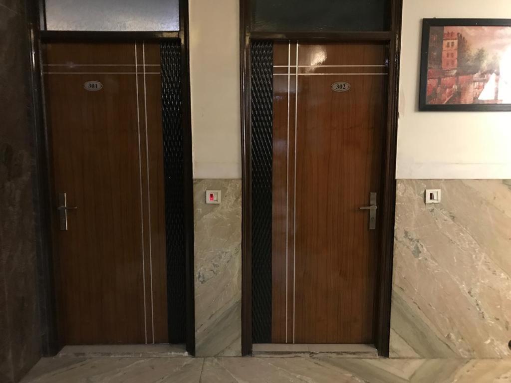 Adb Rooms Udhav Palace New Delhi Exteriör bild